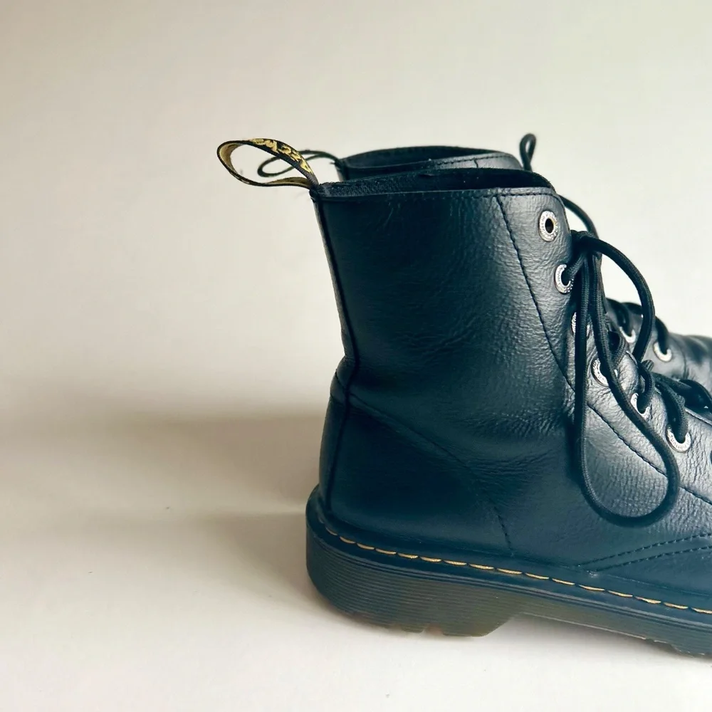 Men’s Dr. Martens Luana Black Leather Combat Boots size 9. - Picture 13 of 14